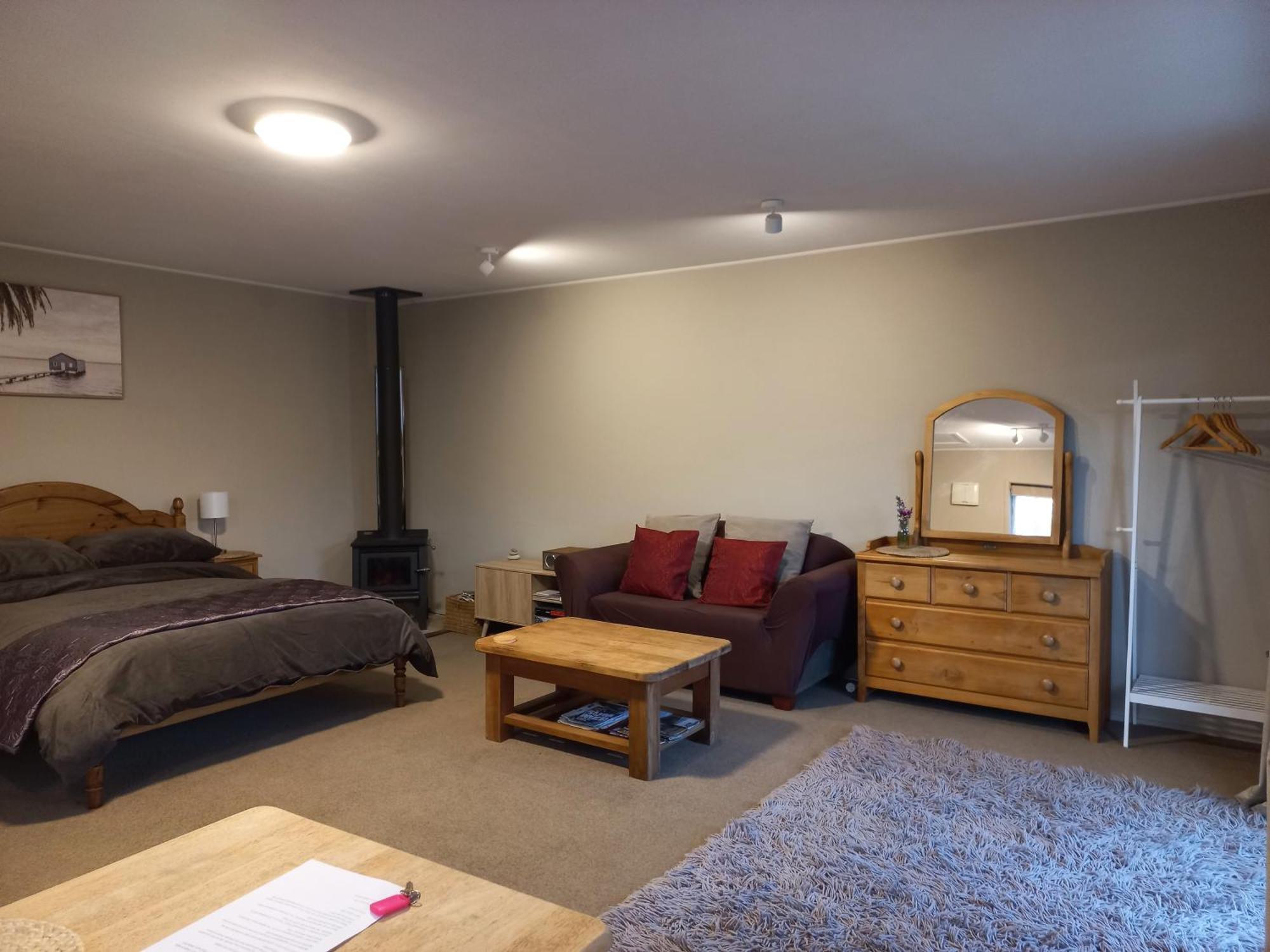 One Bedroom Country Cottage Motueka Eksteriør billede